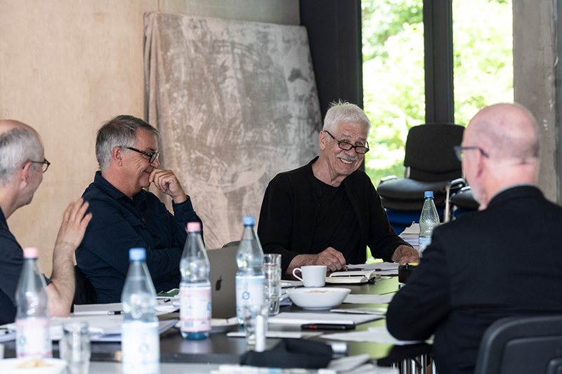 images/aktuelles/bf-preis/bf-preis%20Jurysitzung_10.6.24_DSC_3386.jpg#joomlaImage://local-images/aktuelles/bf-preis/bf-preis Jurysitzung_10.6.24_DSC_3386.jpg?width=800&height=533